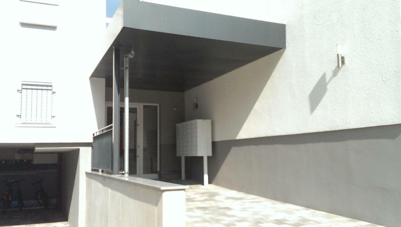Ruhiges Einzelappartement An Tud & Stadtzentrum ドレスデン エクステリア 写真